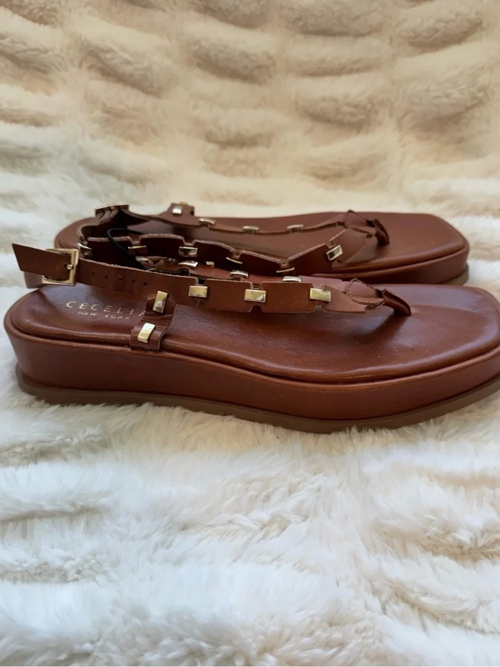 Anthropologie Cecelia New York Kimbal T-Strap Sandals Size 7 Brown Leather